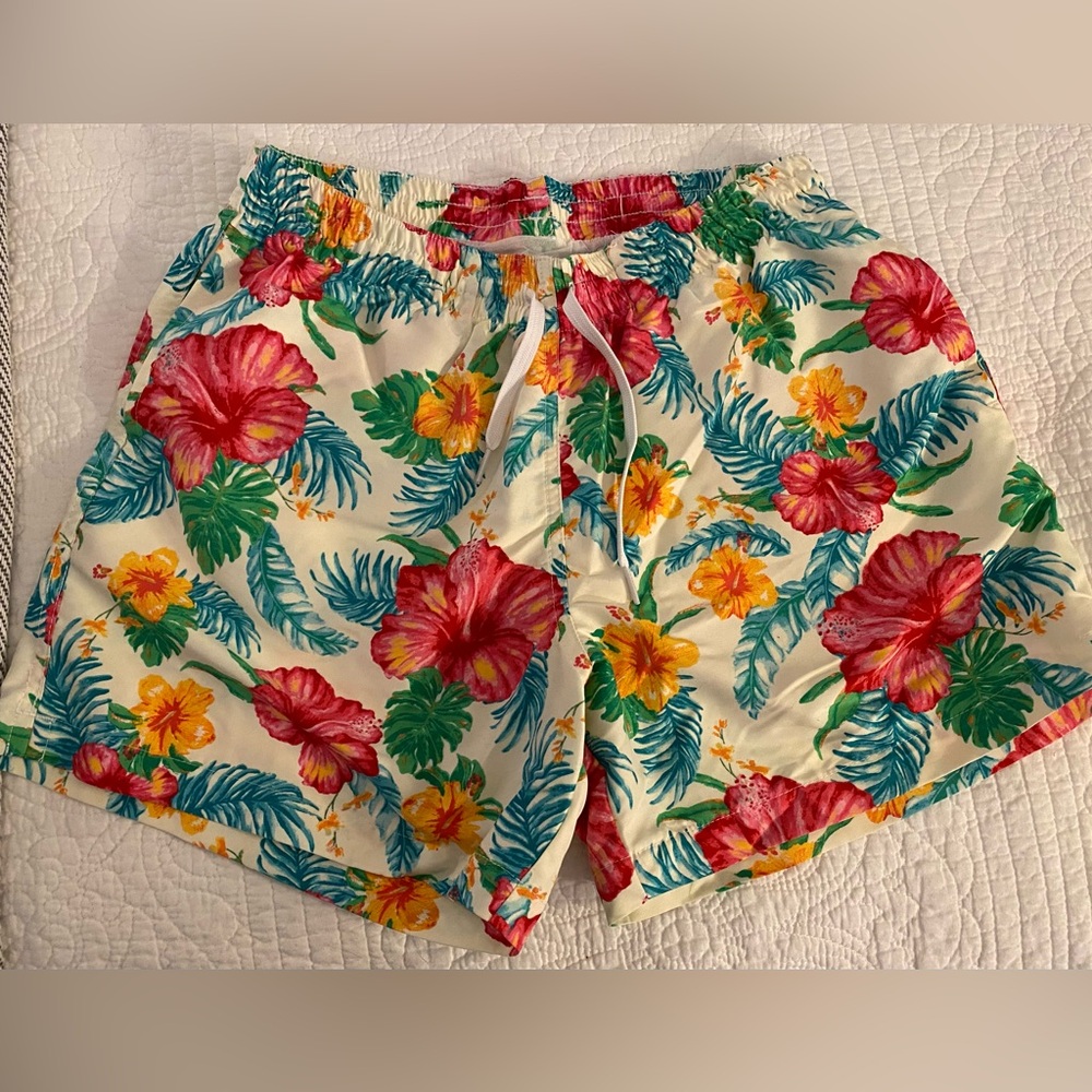 Men’s Chubbies swim trunks size medium